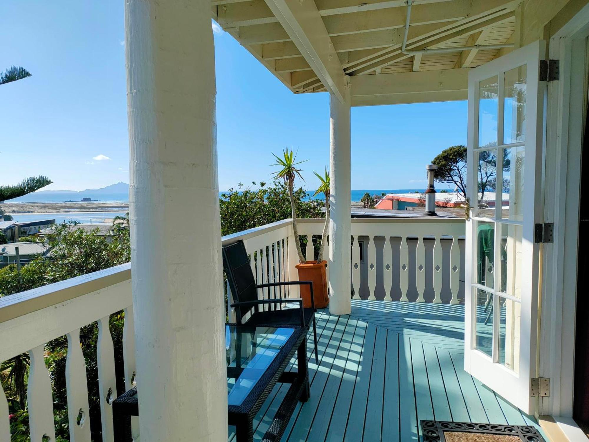 Mangawhai Lodge Exterior photo