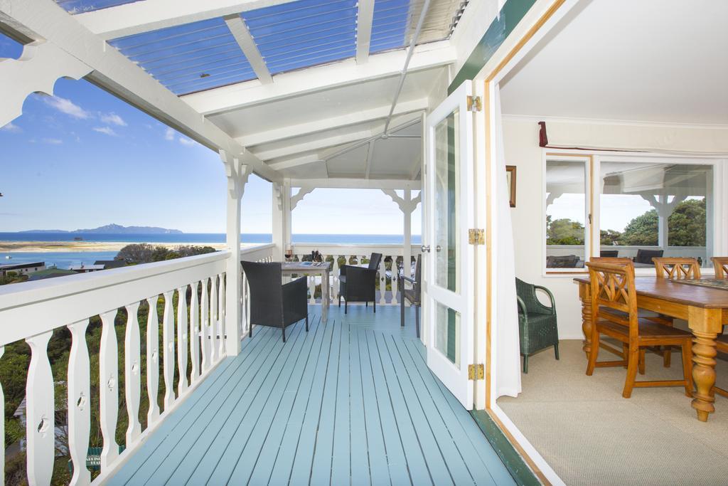 Mangawhai Lodge Room photo